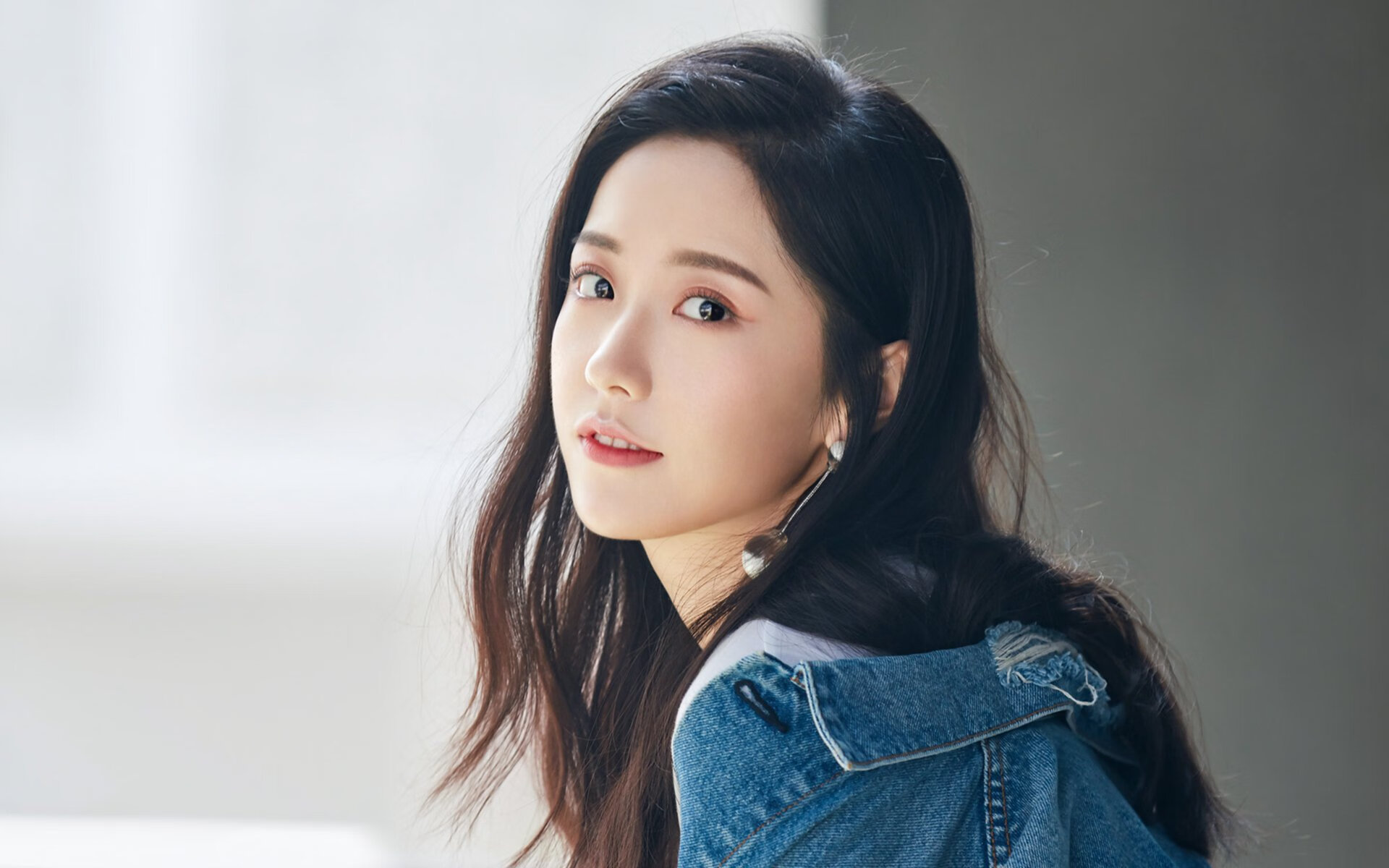 阿莱克西冲线瞬间引爆全场欢呼,阿莱克西亚高清图片